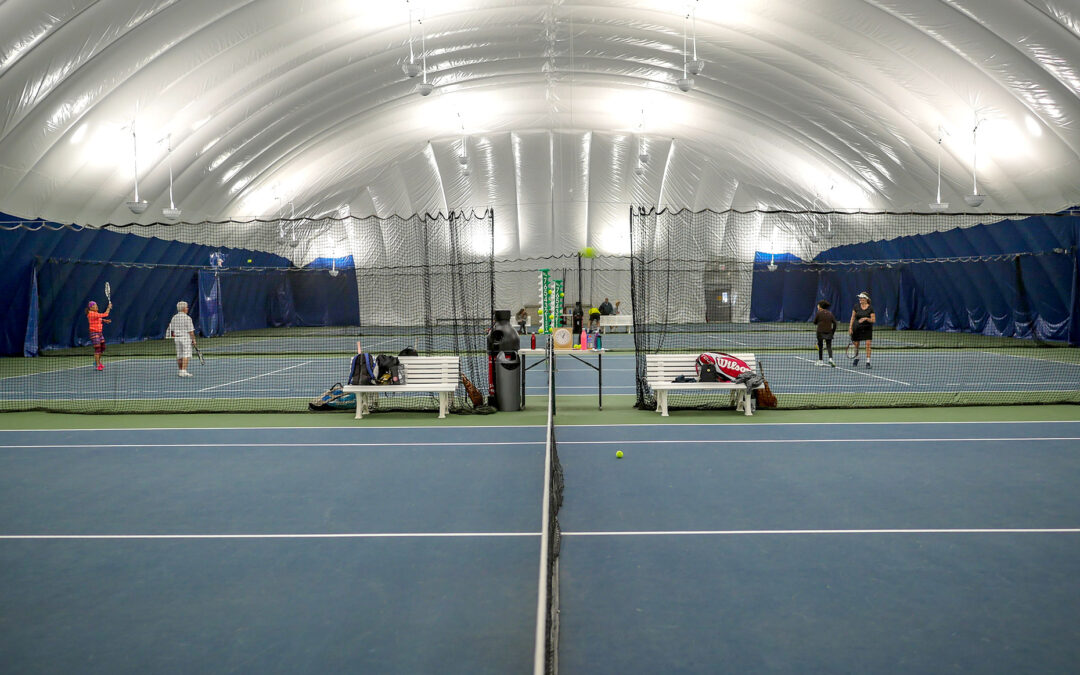 Inflatable Tennis Domes a Big Hit for Quebec’s Indoor Players This Winter